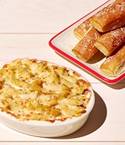 Oven-Baked Cheesy Alfredo Pasta