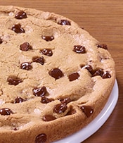 Order Ultimate Chocolate Chip Cookie food online from Pizza Hut store, Wadsworth on bringmethat.com