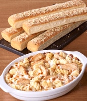 Order Chicken Alfredo Pasta food online from Pizza Hut store, Wadsworth on bringmethat.com