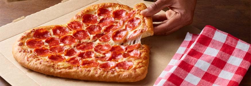 Pizza hut on sale heart shaped pizza